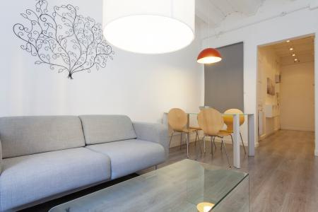 Apartment for Rent in Barcelona Benavent - Travessera De Les Corts