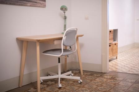 Alquiler mensual amplio piso en la Ciutat vella