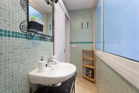 Alquiler piso 2 hab. y balcón en c/ Vallespir con Novell