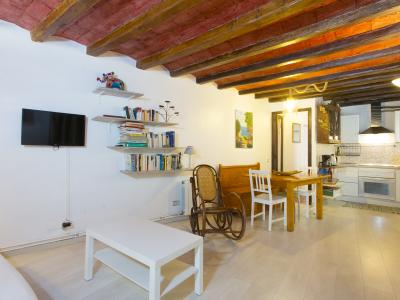Appartamento in Affitto a breve termine a Barcelona Fontrodona - Piquer