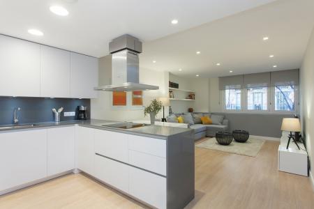 Appartamento in Affitto a Barcelona Aribau - Corsega