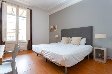 Grande appartamento in affitto nel centro di Barcellona