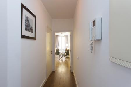 Acogedor piso de un dormitorio y balcón en El Raval