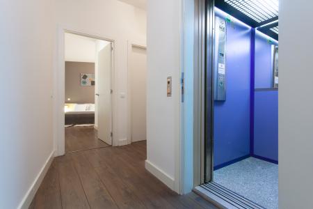 Acogedor piso de un dormitorio y balcón en El Raval