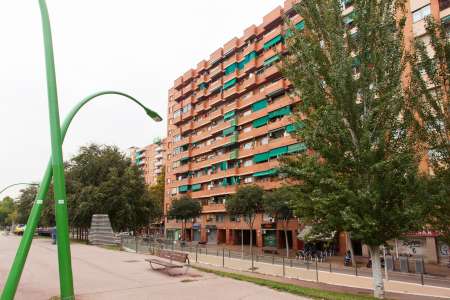 Appartamento in Affitto a Barcelona Gran Via - Bac De Roda