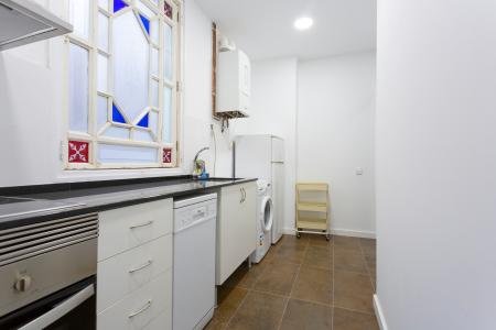 Piso moderno de alquiler mensual en Gran Vía