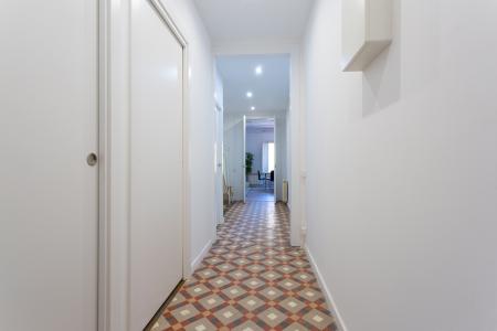 Piso moderno de alquiler mensual en Gran Vía