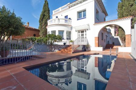 Haus zur Miete in Barcelona Pg Mare De Dèu Del Coll - Pstge De Tona (+iva)