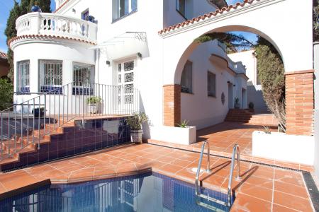 Haus zur Miete in Barcelona Pg Mare De Dèu Del Coll - Pstge De Tona (+iva)
