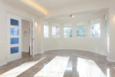 Haus zur Miete in Barcelona Pg Mare De Dèu Del Coll - Pstge De Tona (+iva)