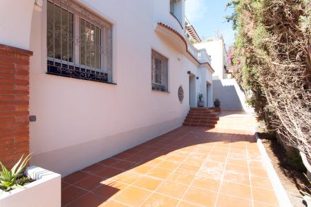 Haus zur Miete in Barcelona Pg Mare De Dèu Del Coll - Pstge De Tona (+iva)