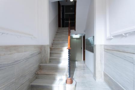Dúplex te huur in Barcelona Perill - Torrent De L´olla