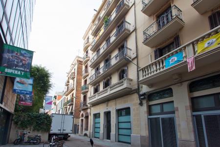 Dúplex te huur in Barcelona Perill - Torrent De L´olla