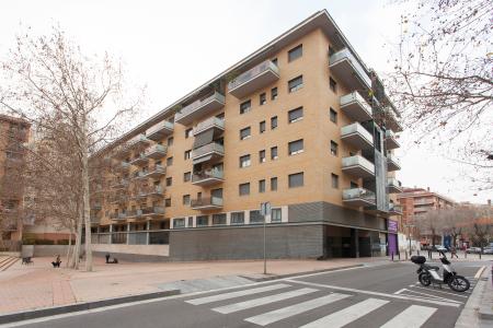 Bright two bedroom flat to rent in Sants-Montjuïc