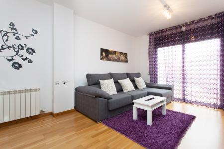 Bright two bedroom flat to rent in Sants-Montjuïc