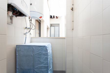 Bright two bedroom flat to rent in Sants-Montjuïc