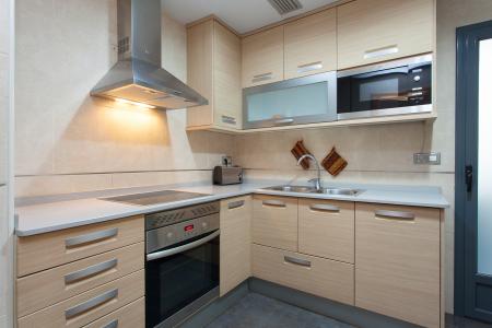 Bright two bedroom flat to rent in Sants-Montjuïc