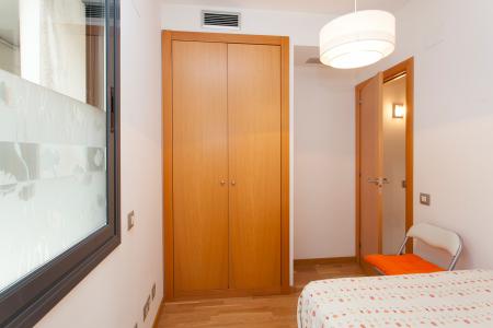 Bright two bedroom flat to rent in Sants-Montjuïc