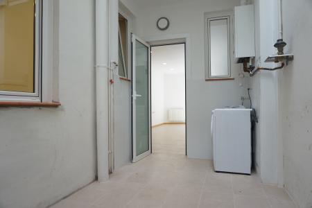 Piso en Alquiler en Barcelona Pstge De La Plana - Plaça De L'estatut