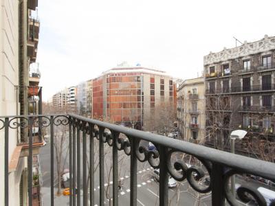 Appartamento in Affitto a breve termine a Barcelona Paseo Sant Joan - Arago