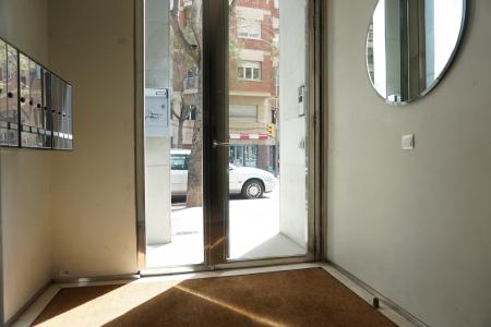 Apartment for Rent in Barcelona Còrsega - Sicilia