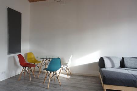 Appartement te huur in Barcelona Ferrocarrils Catalans - Aviador Duran