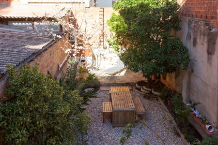 Magnificent three bedroom flat to rent in Gracia
