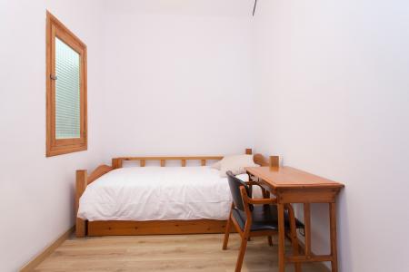 Magnificent three bedroom flat to rent in Gracia