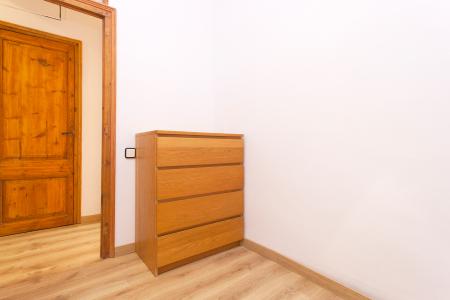 Magnificent three bedroom flat to rent in Gracia