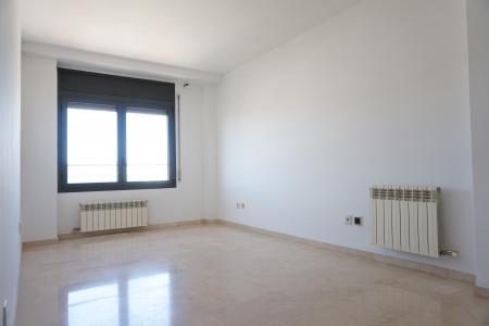 Apartment for Rent in Barcelona Pg Garcia Faria - Bac De Roda