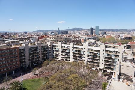 Apartment for Rent in Barcelona Pg Garcia Faria - Bac De Roda