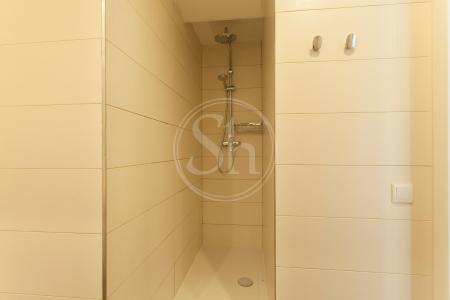 Appartement à louer à Barcelona Consell De Cent - Entença (wifi Soon)