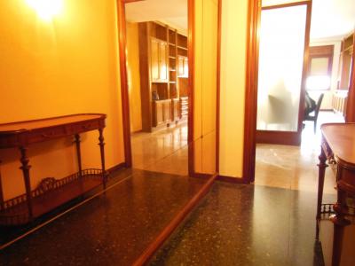 Appartement te huur in Barcelona Comte Borrell - Av. Roma