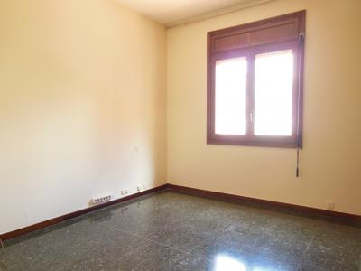 Appartement te huur in Barcelona Comte Borrell - Av. Roma