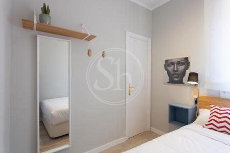 Appartamento con terrazza in affitto in via Pasaje Garcini