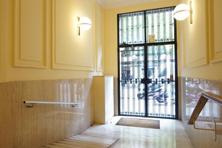 Piso en Alquiler en Barcelona Lepant - Industria