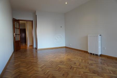 Wohnung zur Miete in Barcelona Mejia Lequerica - Gran Via Carles Iii