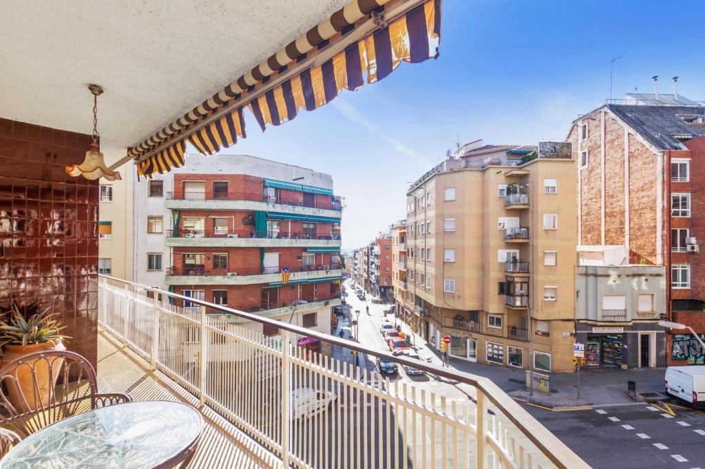 Appartement à vendre à Barcelona Mare De Déu De Montserrat - Torre Dels Pardals