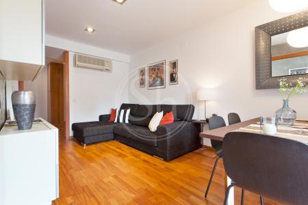 Appartement te huur in Barcelona Tamarit - Mercat Sant Antoni