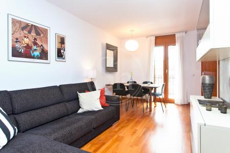 Appartement te huur in Barcelona Tamarit - Mercat Sant Antoni