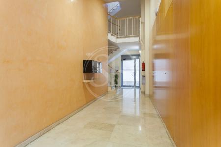Appartement te huur in Barcelona Castella - Glories