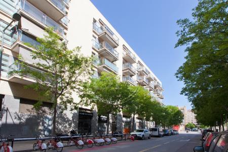 Appartement te huur in Barcelona Castella - Glories