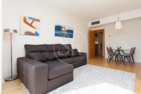 Appartement te huur in Barcelona Castella - Glories