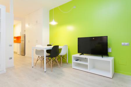 Appartement te huur in Barcelona Passatge Valeri Serra-diputació (parking Optional)