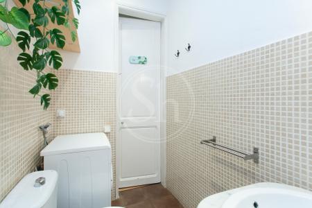 Apartment for sale in Barcelona Benavent - Avda. Madrid (licencia Turística)