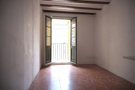 Appartamento in Affitto a Barcelona Plaça Del Pedró