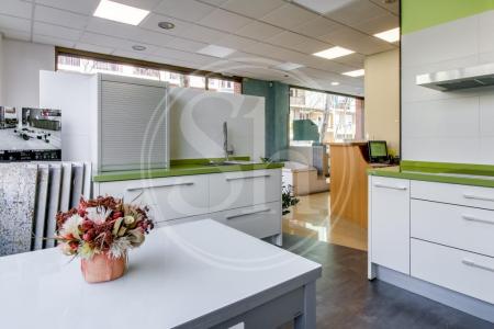 Local for sale in Barcelona Arago - Lope De Vega