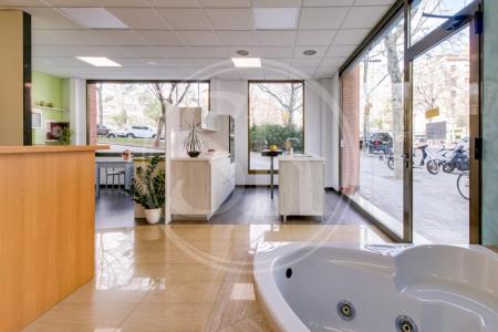 Local for sale in Barcelona Arago - Lope De Vega