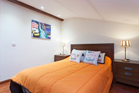 Apartamento para Alugar em Barcelona Consell De Cent - Plaza España