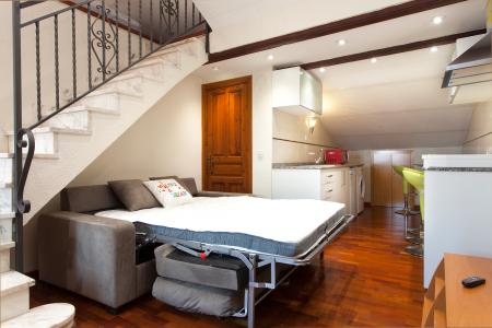 Apartamento para Alugar em Barcelona Consell De Cent - Plaza España